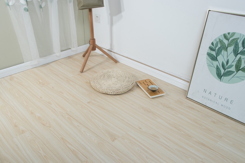 Лестница с покрытием SPC Flooring