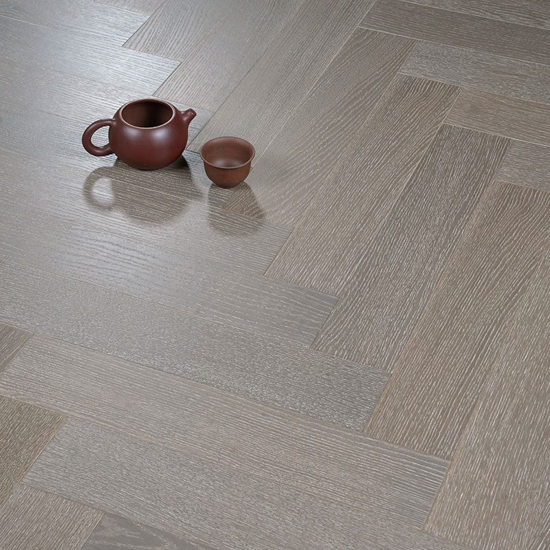 Planches de plancher stratifiées